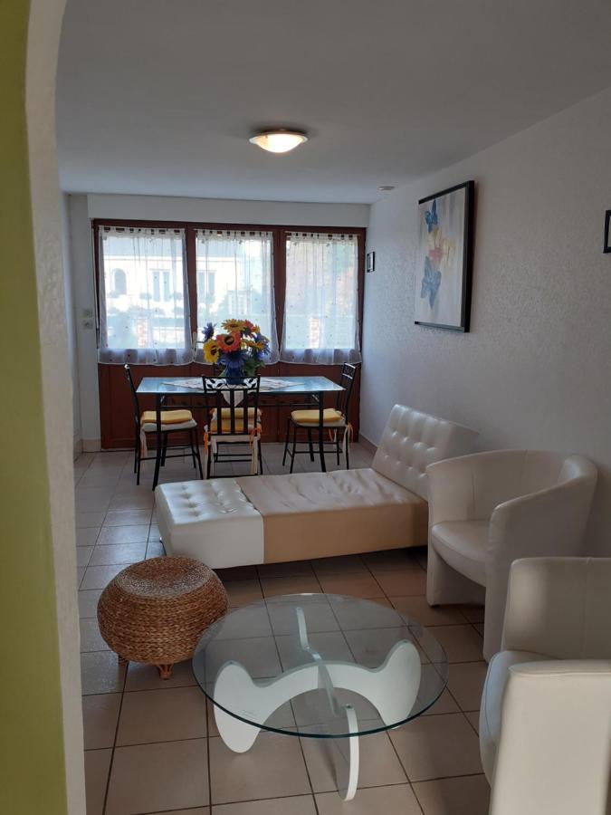 Bed and Breakfast Chez Christine Noyal-Pontivy Екстер'єр фото